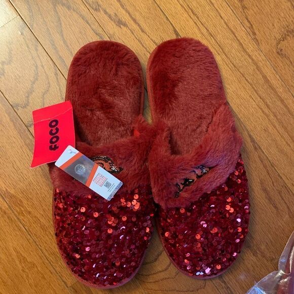 FOCA Arkansas Razorbacks Size 11-12 red sequined house slippers - Picture 1 of 7